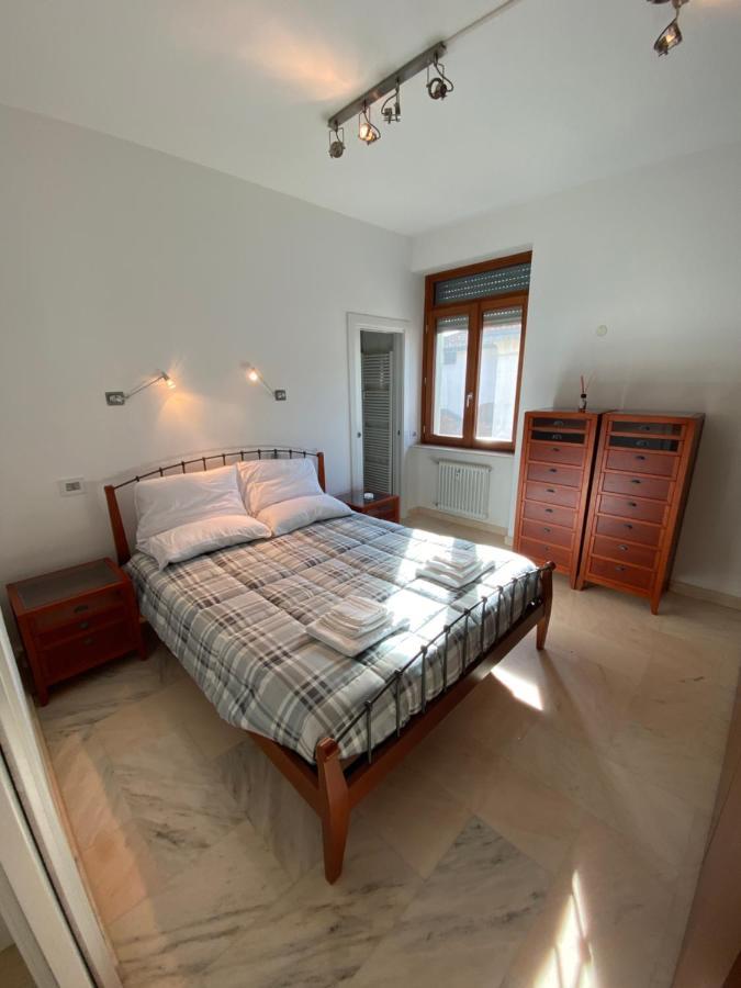 Elegante In Centro Apartment *